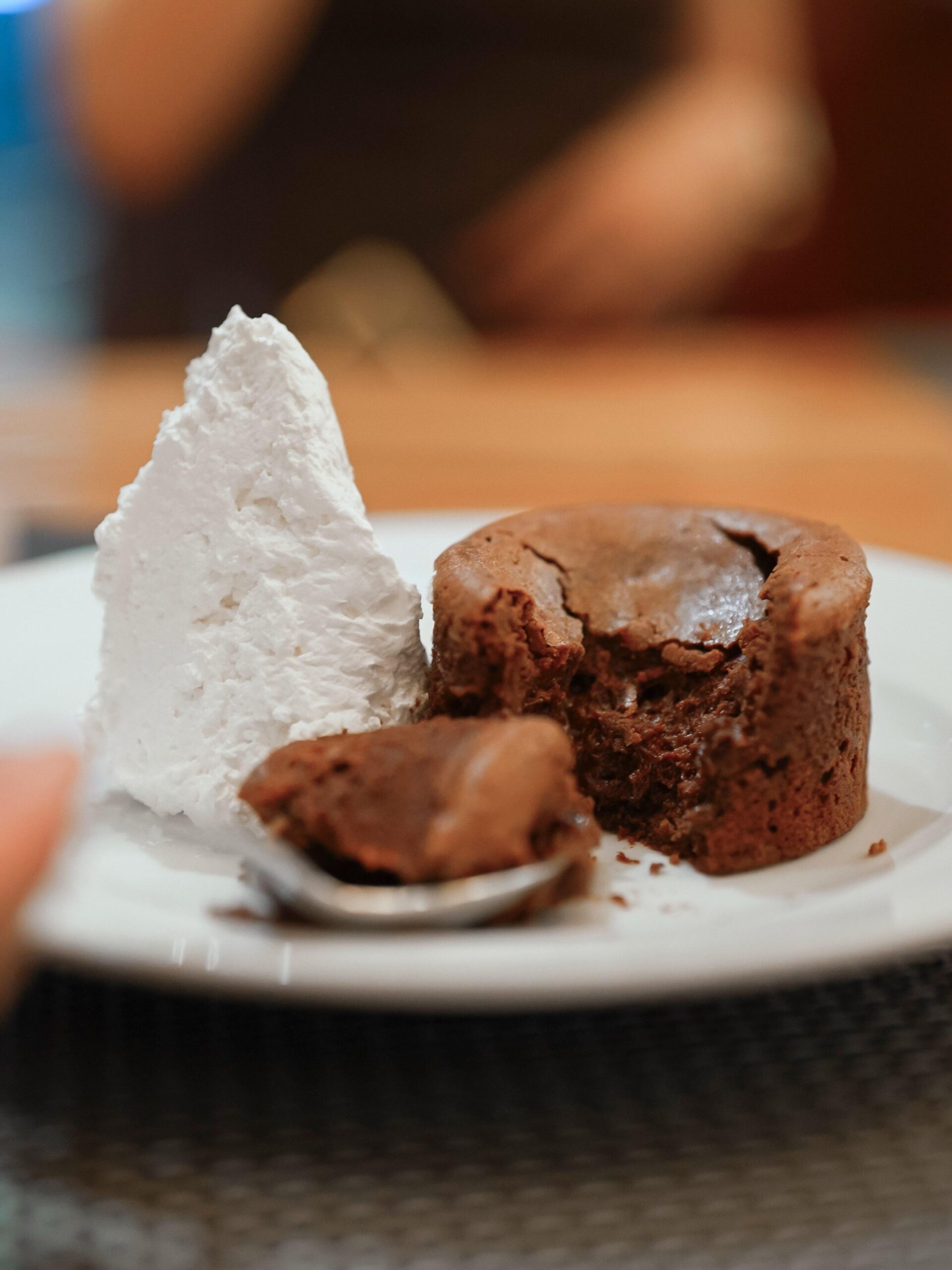 美食の余韻を締めくくる、こだわりのスイーツ。